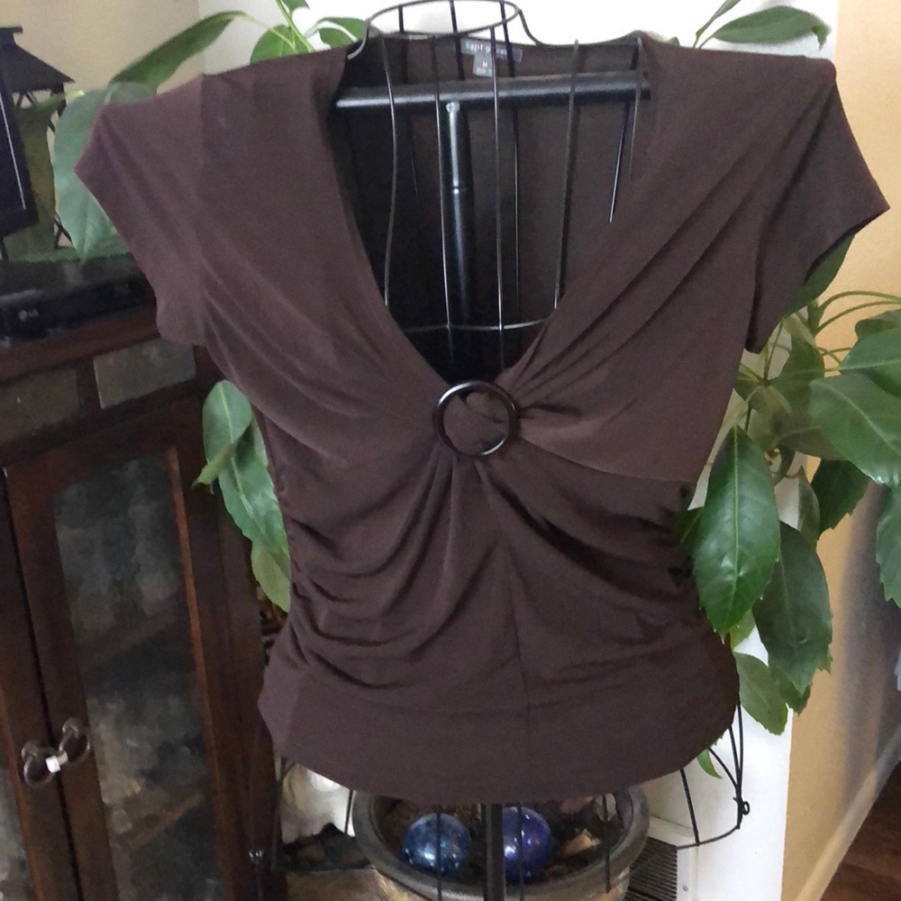 Brown short sleeve top